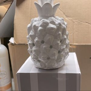 Scentsy new in box pineapple warmer.